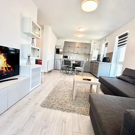 Kasper Coresi Mall - Rise Private Apartments & Suites Brașov Exterior foto